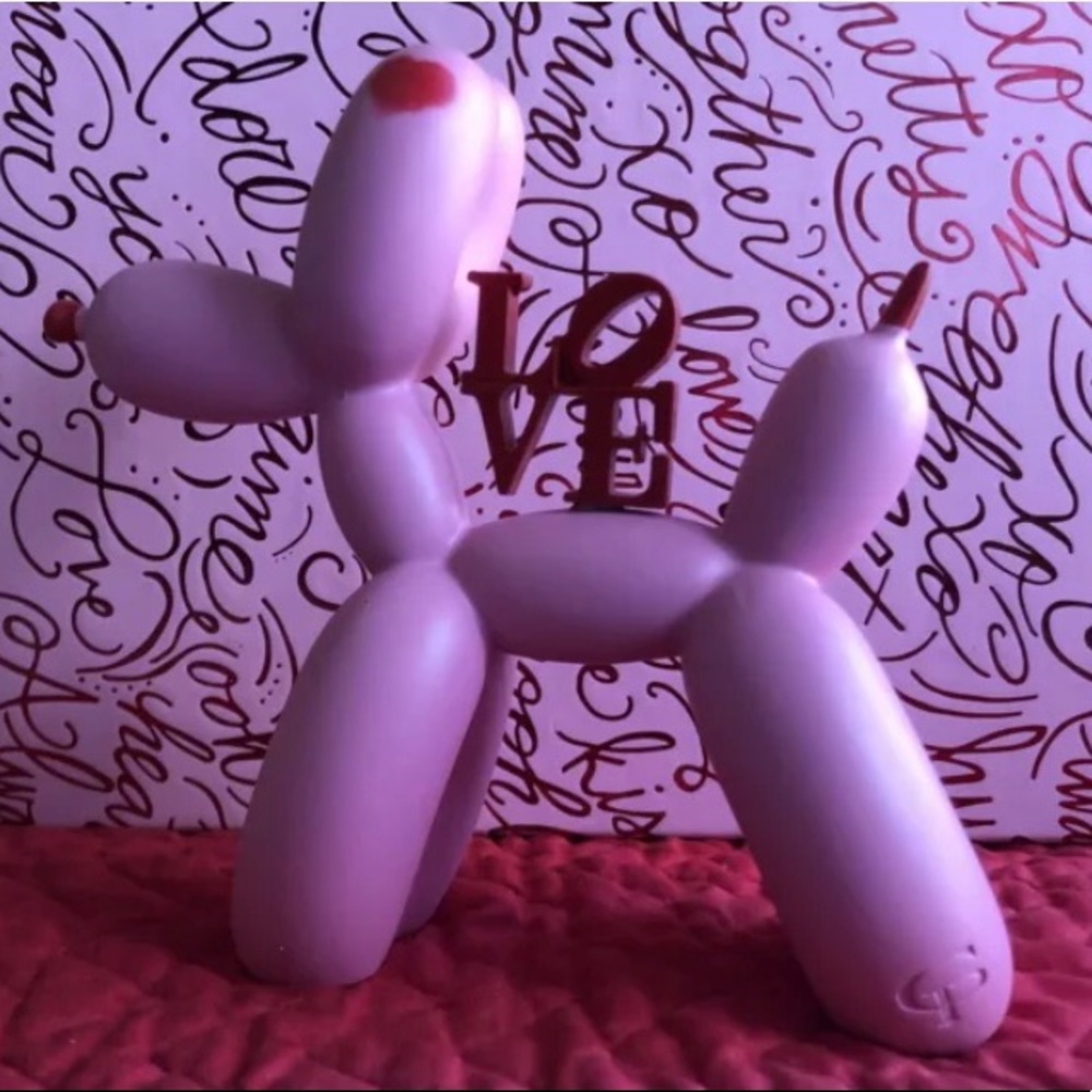 Love Pink Balloon Dog NIB